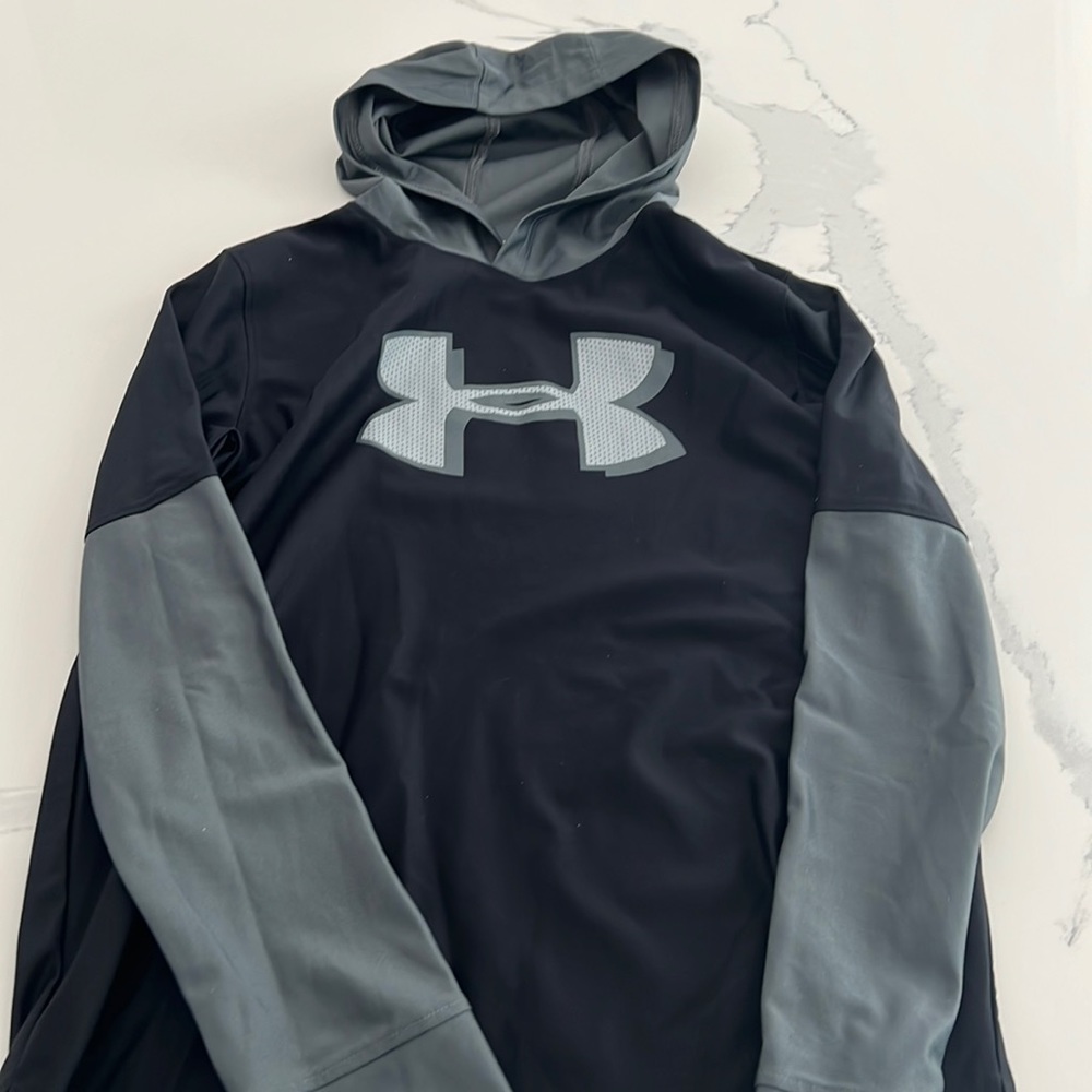 Under Armour Youth Long Sleeve Top